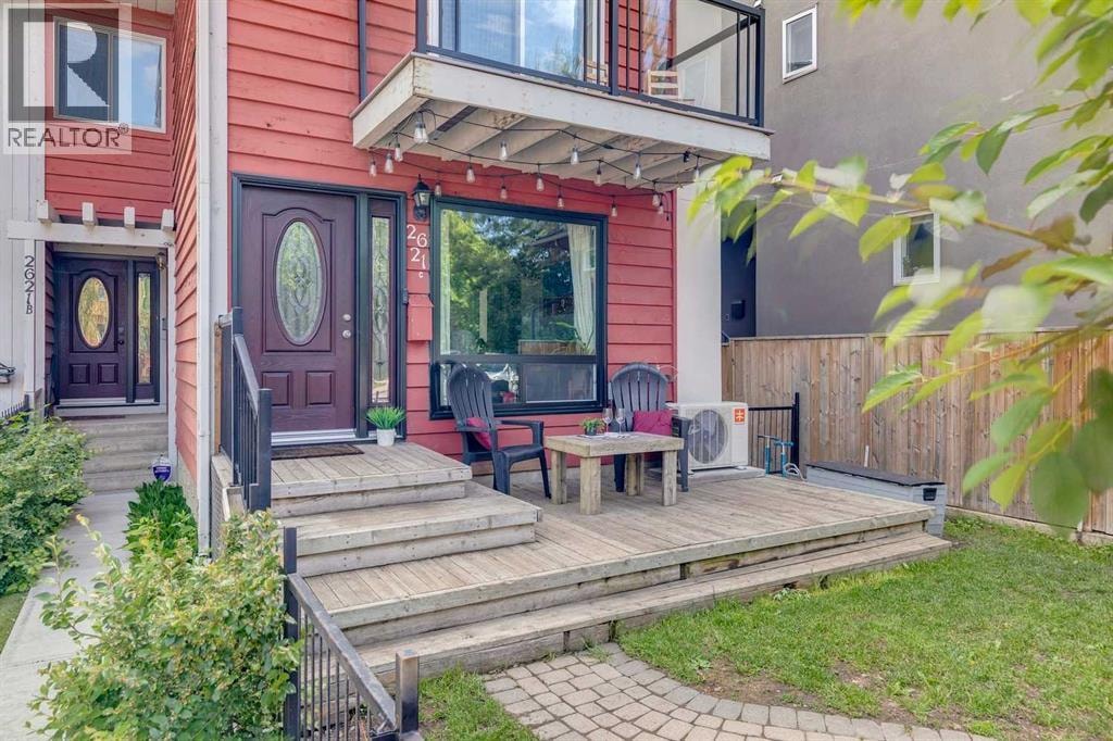 2621C 1 Avenue NW — photo 2