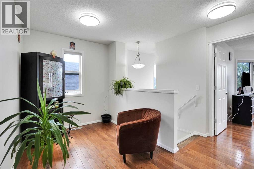 143 Taralea Gardens NE — photo 31
