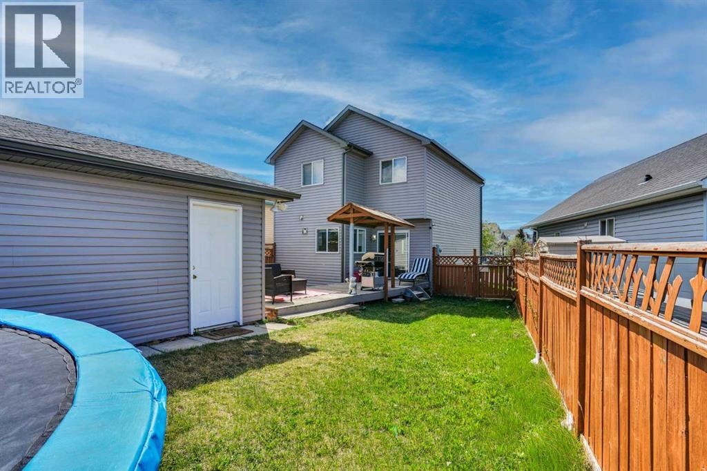143 Taralea Gardens NE — photo 33