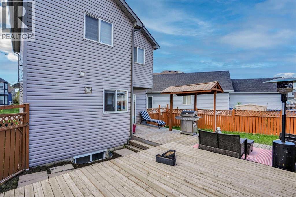 143 Taralea Gardens NE — photo 37