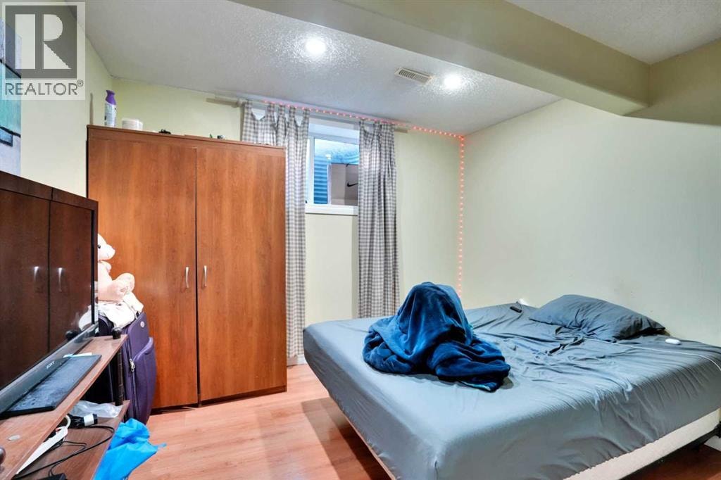 143 Taralea Gardens NE — photo 43