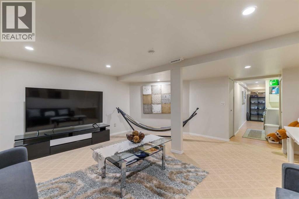 4 Millview Green SW — photo 32