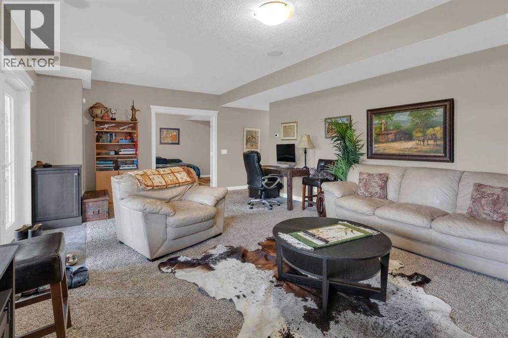 172 Ridge View Close — photo 31