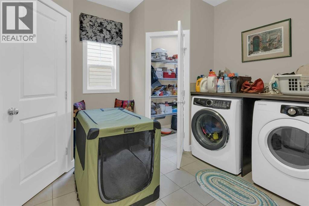 172 Ridge View Close — photo 17