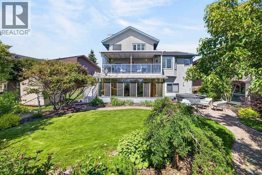 2339 Morris Crescent SE — photo 4