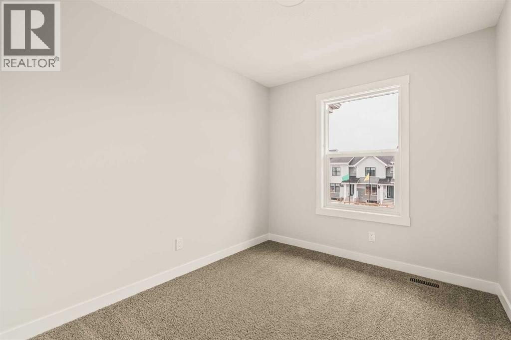 19760 45 Street SE — photo 35