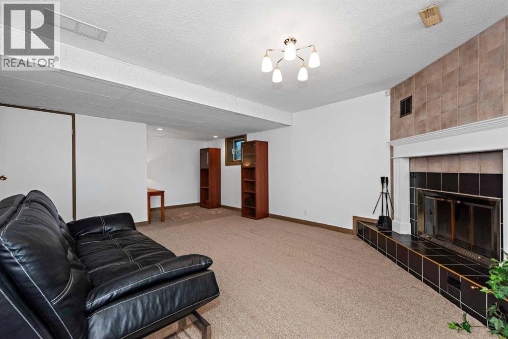 16 Rundleson Way NE — photo 31