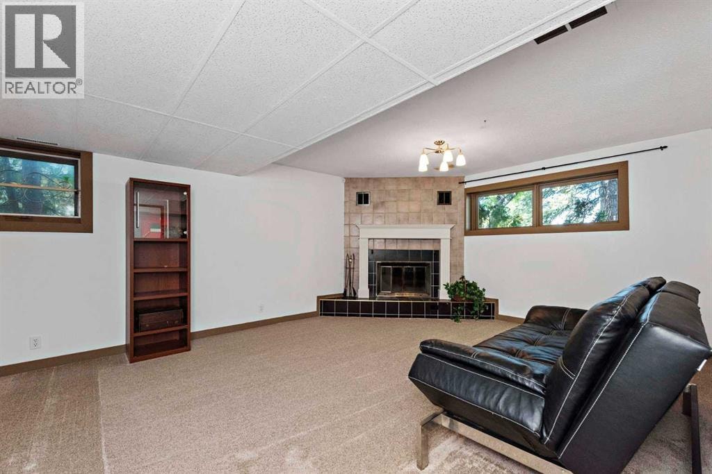 16 Rundleson Way NE — photo 29