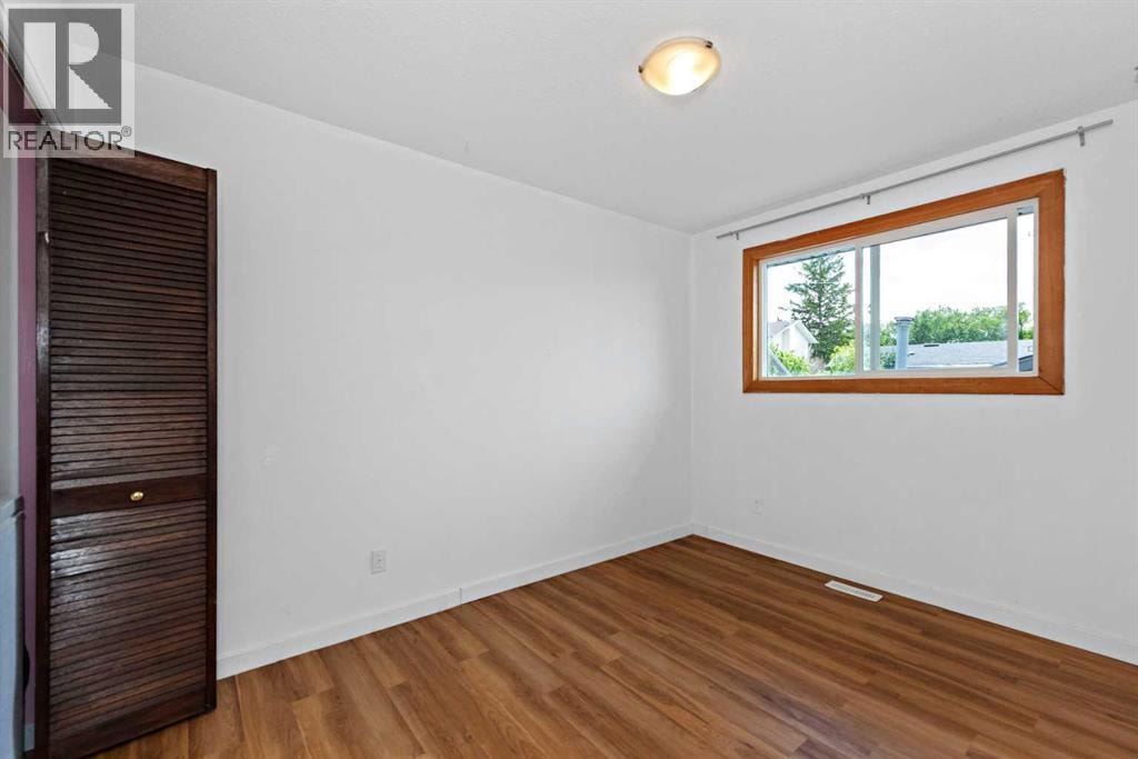 16 Rundleson Way NE — photo 24