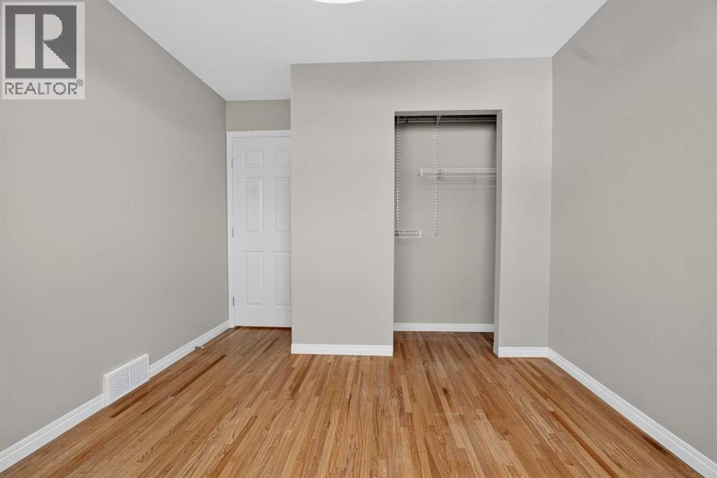 136 41 Avenue NW — photo 16