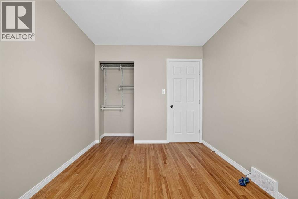 136 41 Avenue NW — photo 14