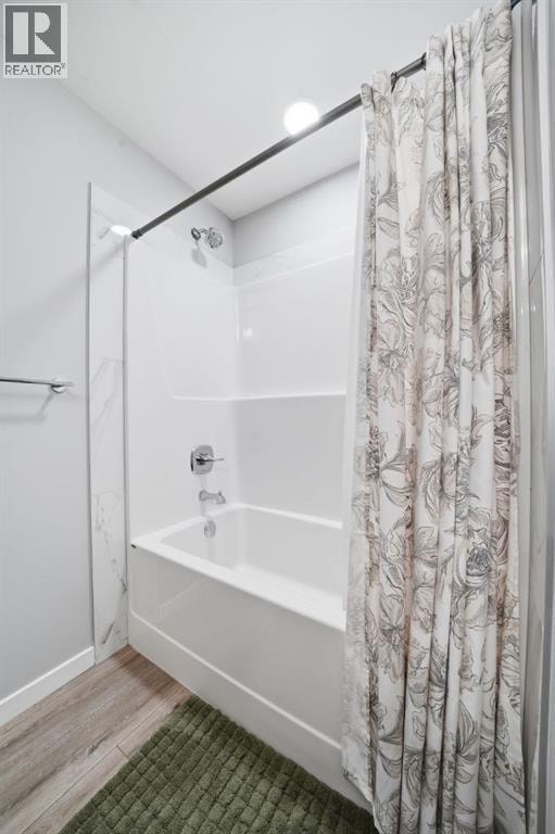 623 Savanna Crescent NE — photo 25