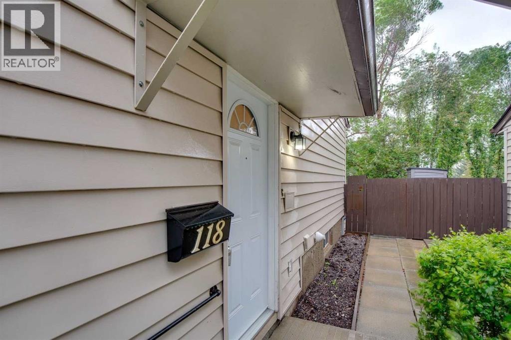 118, 6100 4 Avenue NE — photo 2