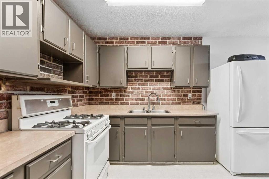 118, 6100 4 Avenue NE — photo 9