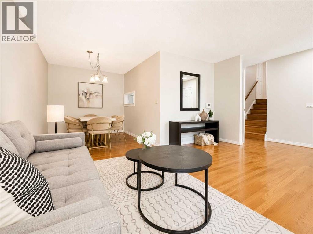 931 124 Avenue SW — photo 2