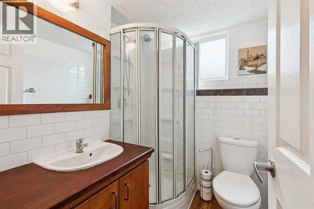 931 124 Avenue SW — photo 23