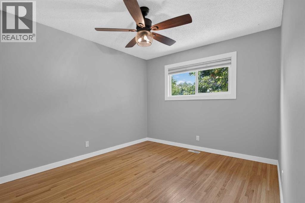7631 22 Street SE — photo 18