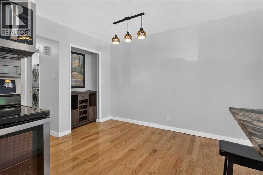 7631 22 Street SE — photo 13