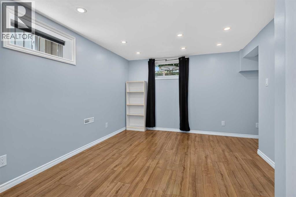 7631 22 Street SE — photo 33
