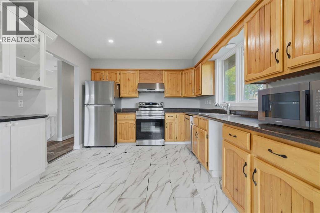 425 Big Springs Drive SE — photo 8