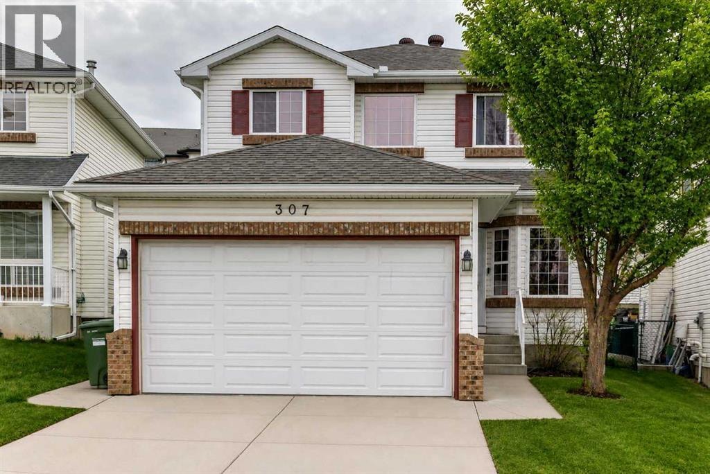 307 Arbour Crest Road NW