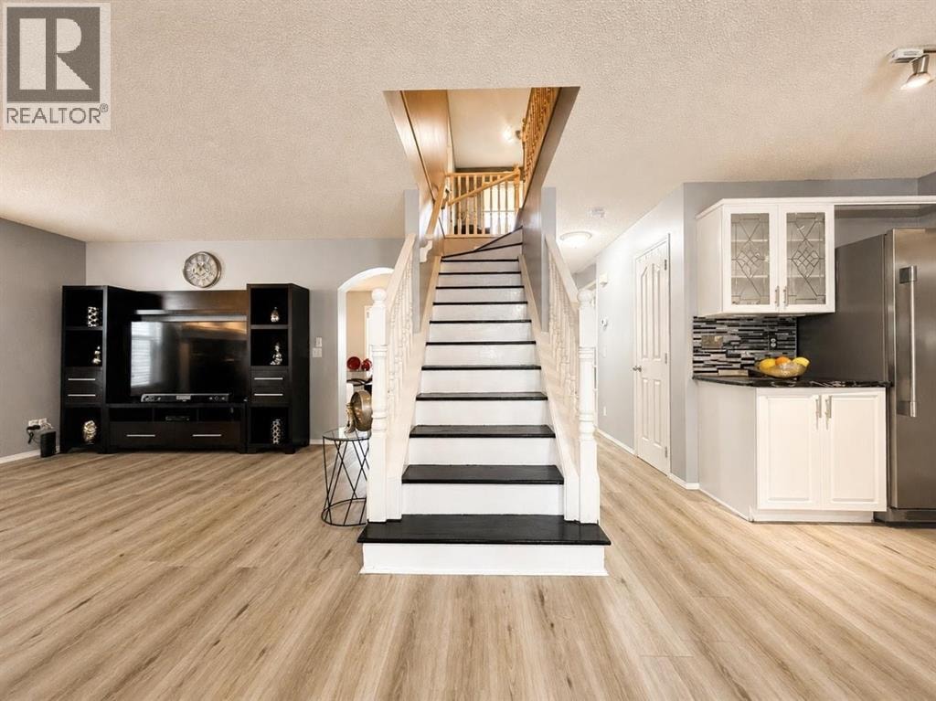 42 Inverness View SE — photo 9