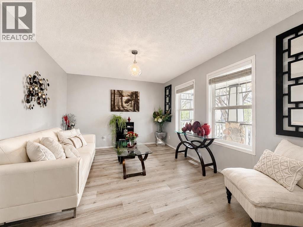 42 Inverness View SE — photo 3