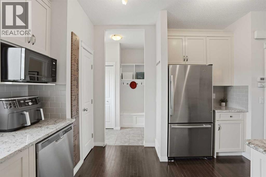 2116 Reunion Square NW — photo 13
