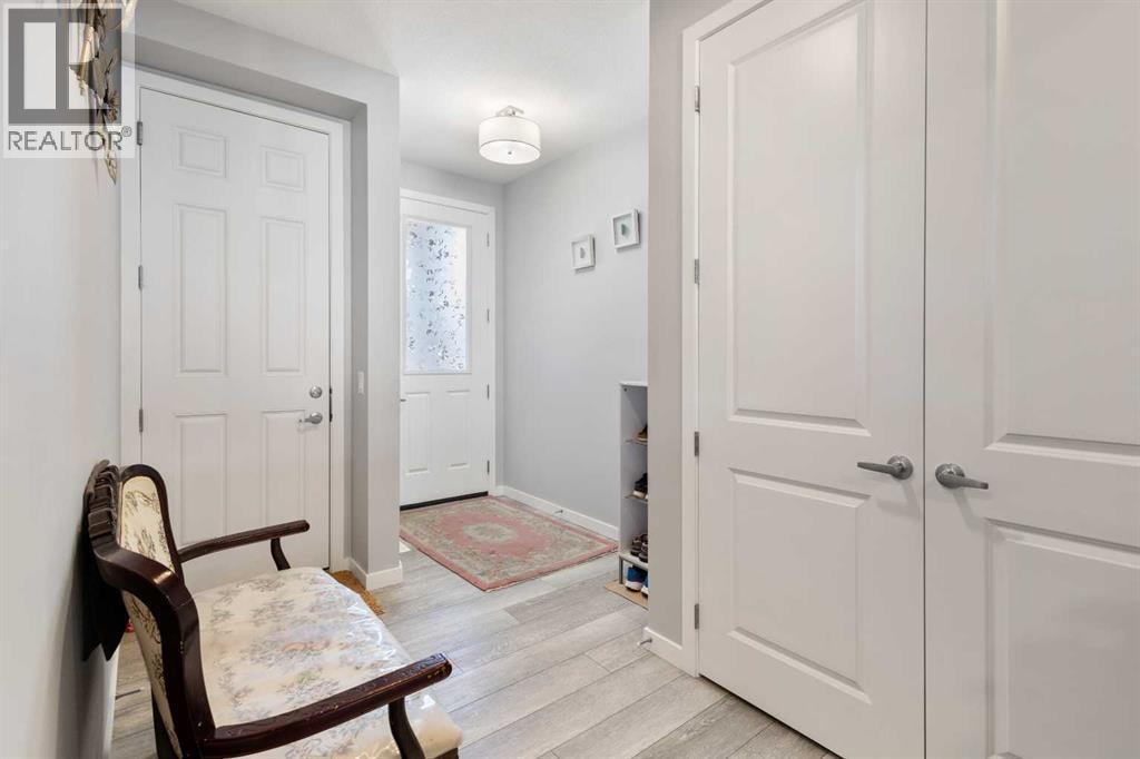 35 Lucas Passage NW — photo 2