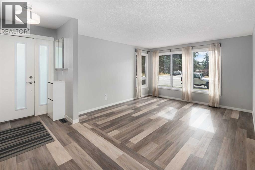 51 Woodmont Road SW — photo 3