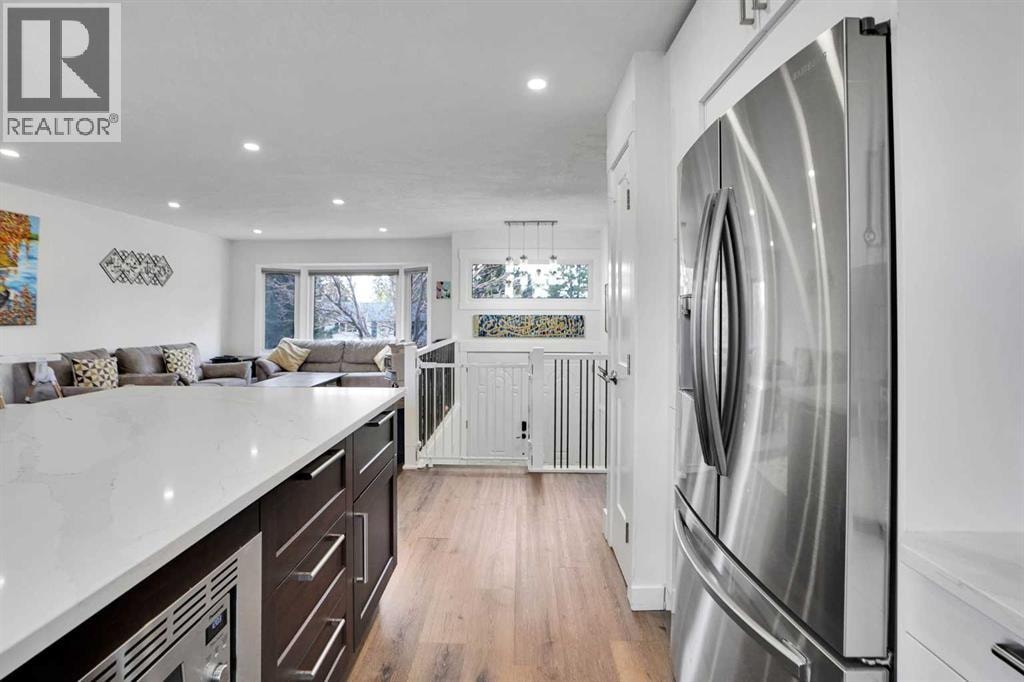 5702 Brenner Crescent NW — photo 3