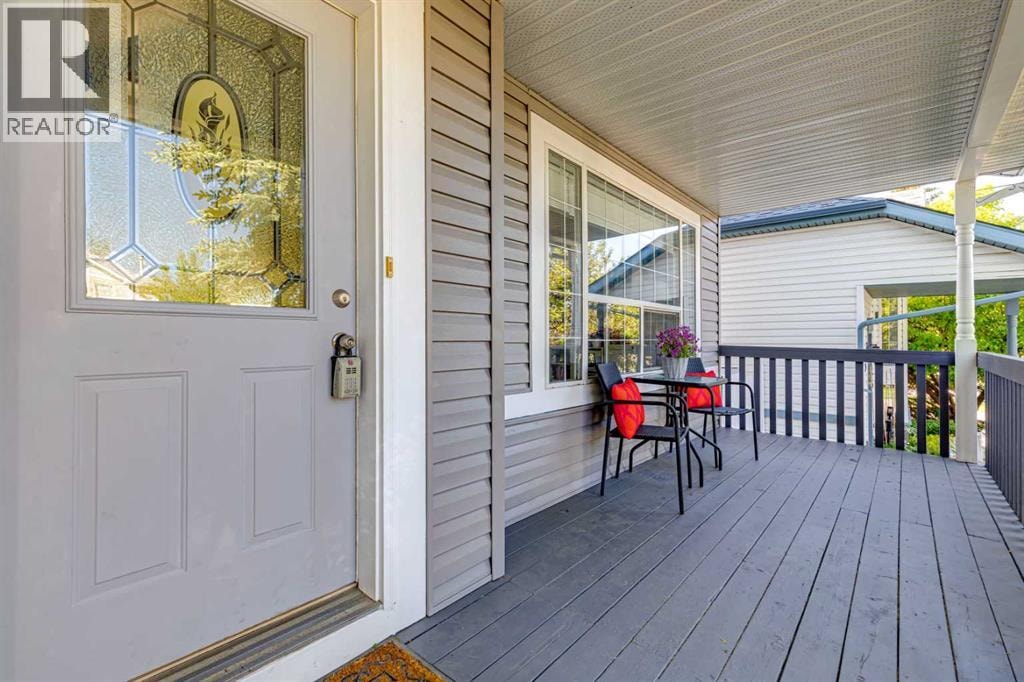 114 Bridlewood Close — photo 2