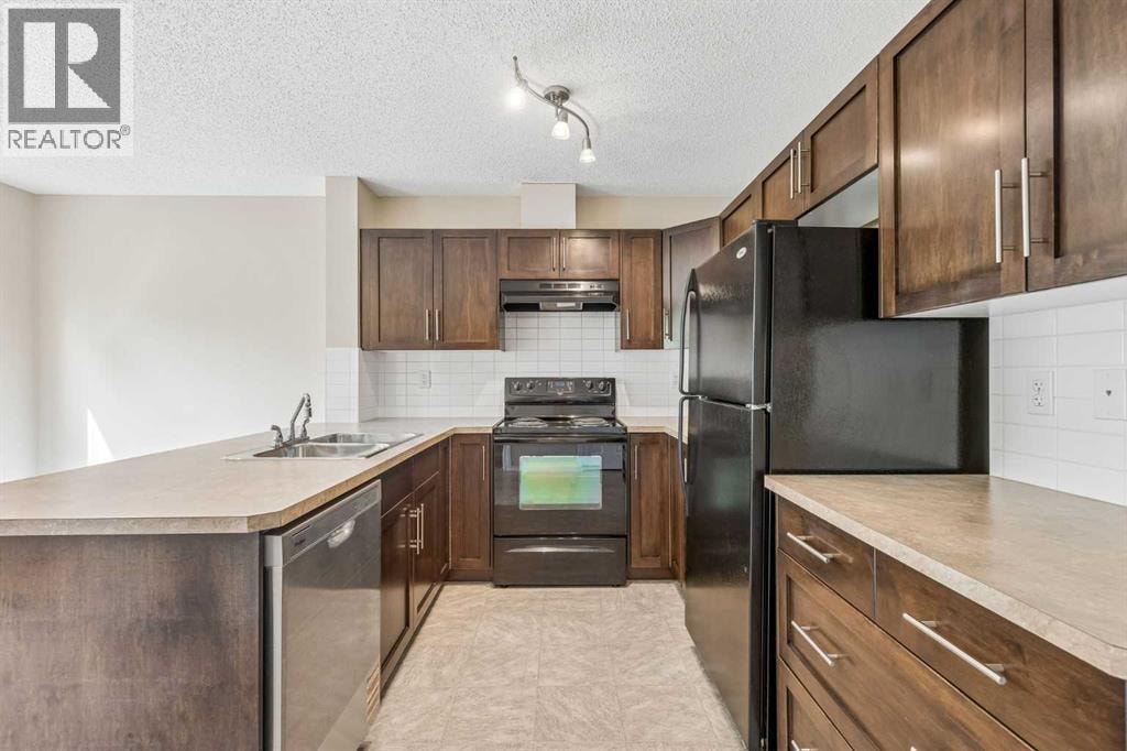 43, 105 Drake Landing Common — photo 9