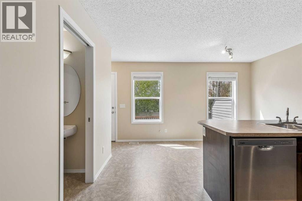 43, 105 Drake Landing Common — photo 13