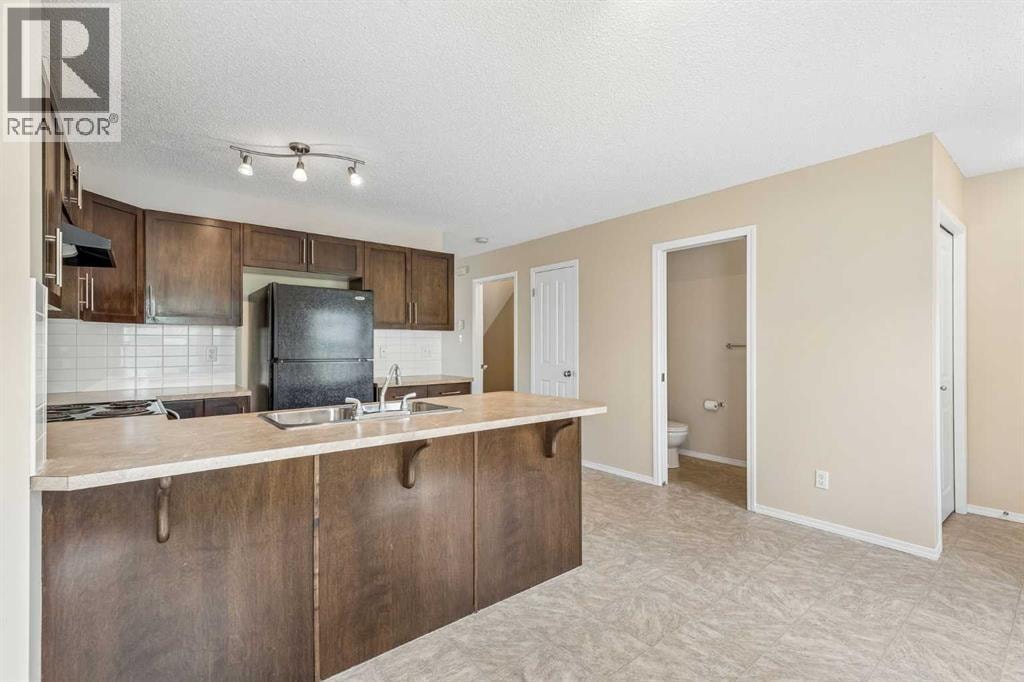 43, 105 Drake Landing Common — photo 12