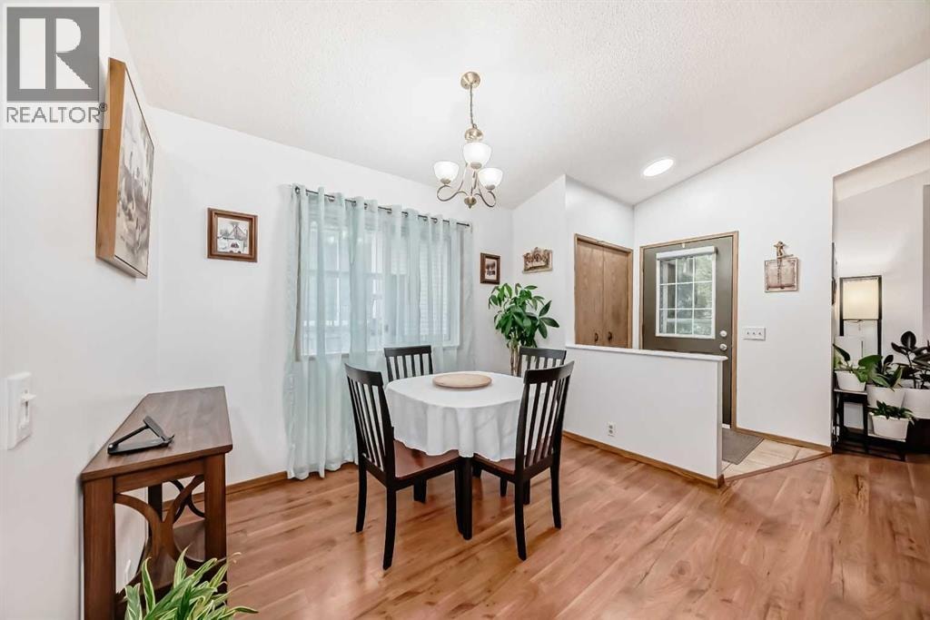 16 Martinridge Way NE — photo 8