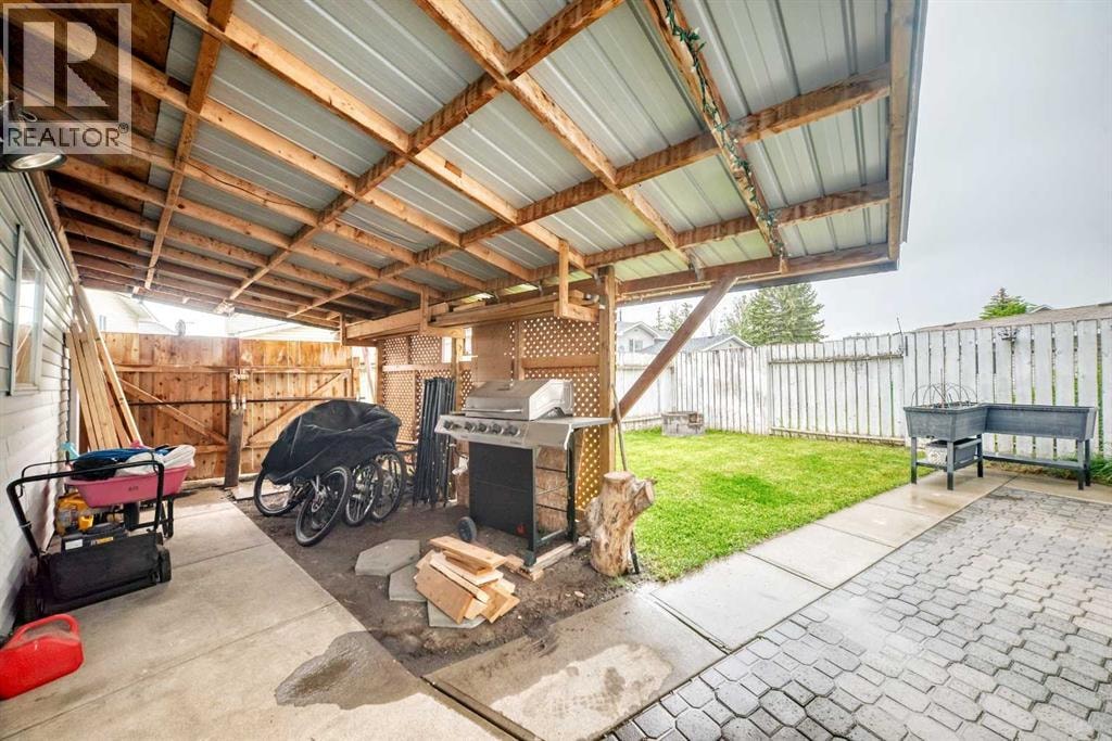 16 Martinridge Way NE — photo 37