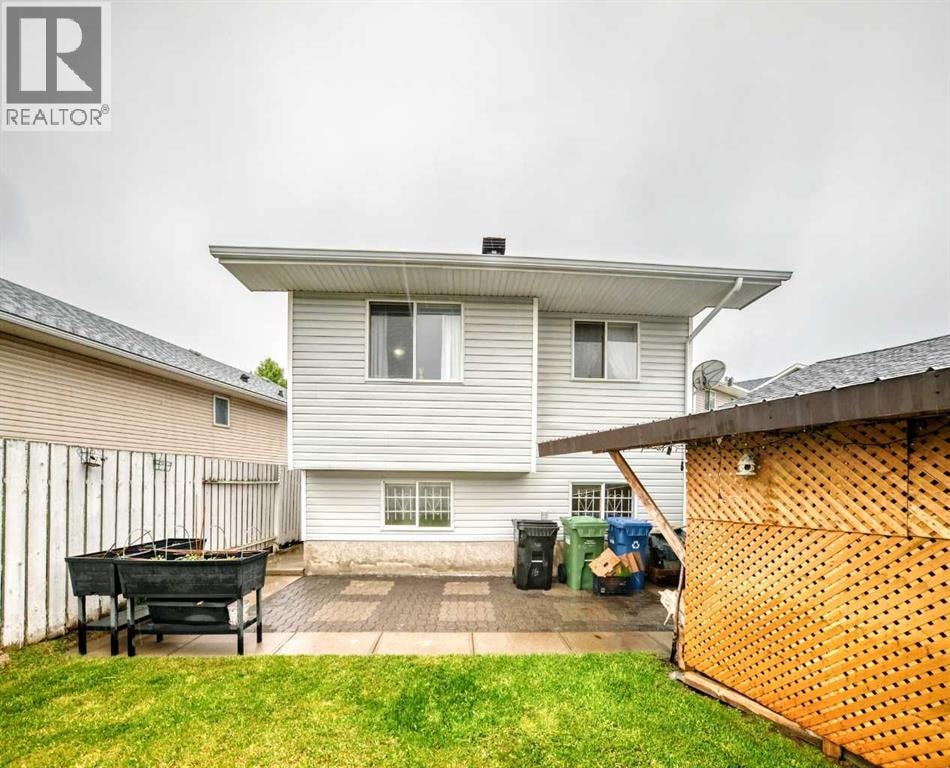 16 Martinridge Way NE — photo 42