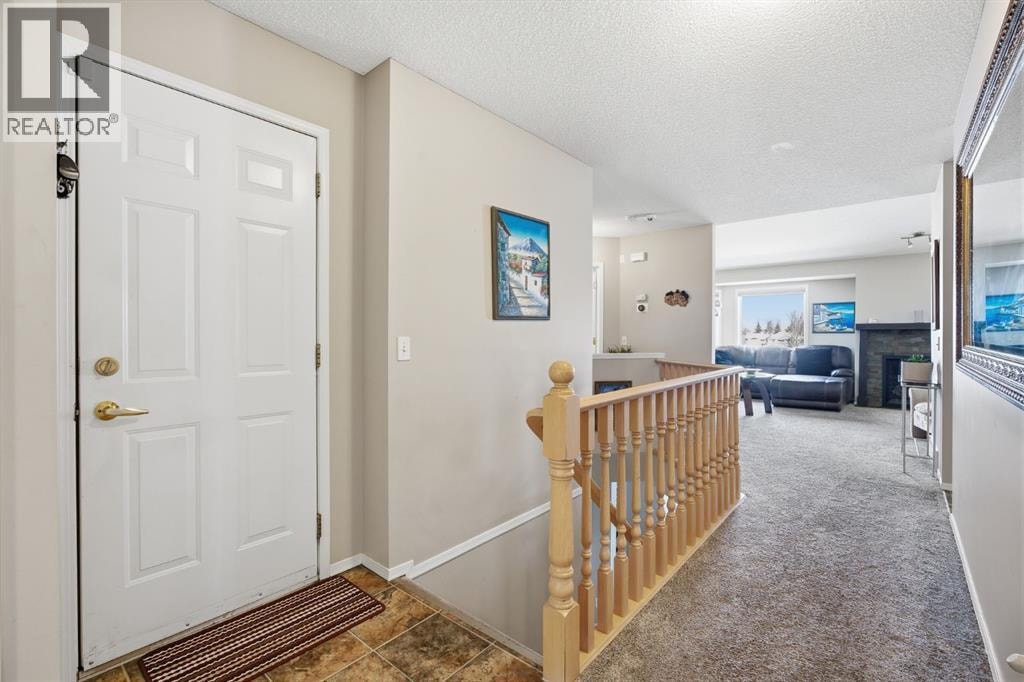 216 Valley Ridge Heights NW — photo 4
