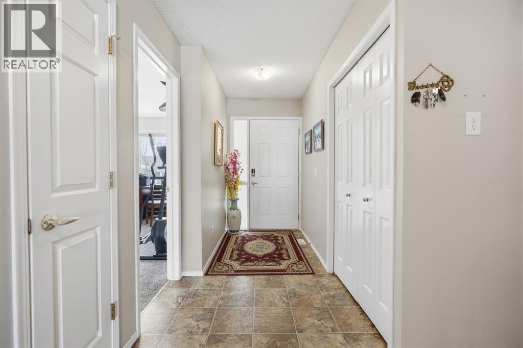 216 Valley Ridge Heights NW — photo 3