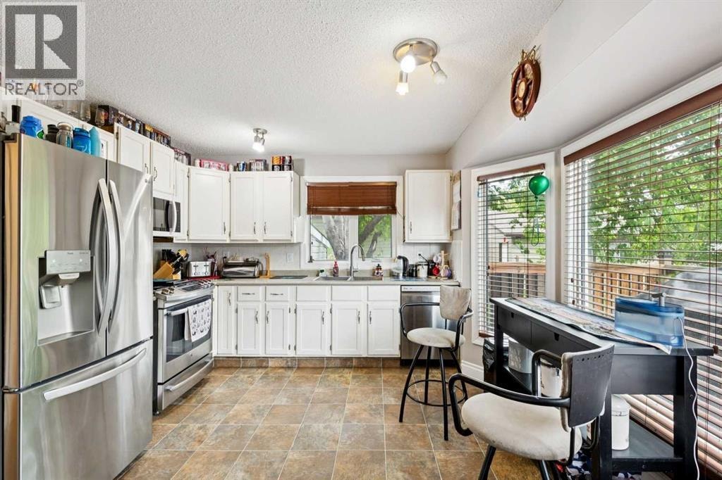 1826 Summerfield Boulevard SE — photo 3