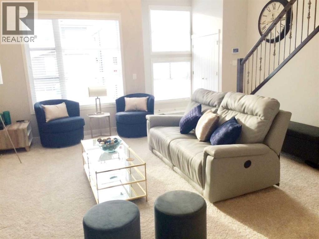 124 Howse Avenue NE — photo 9