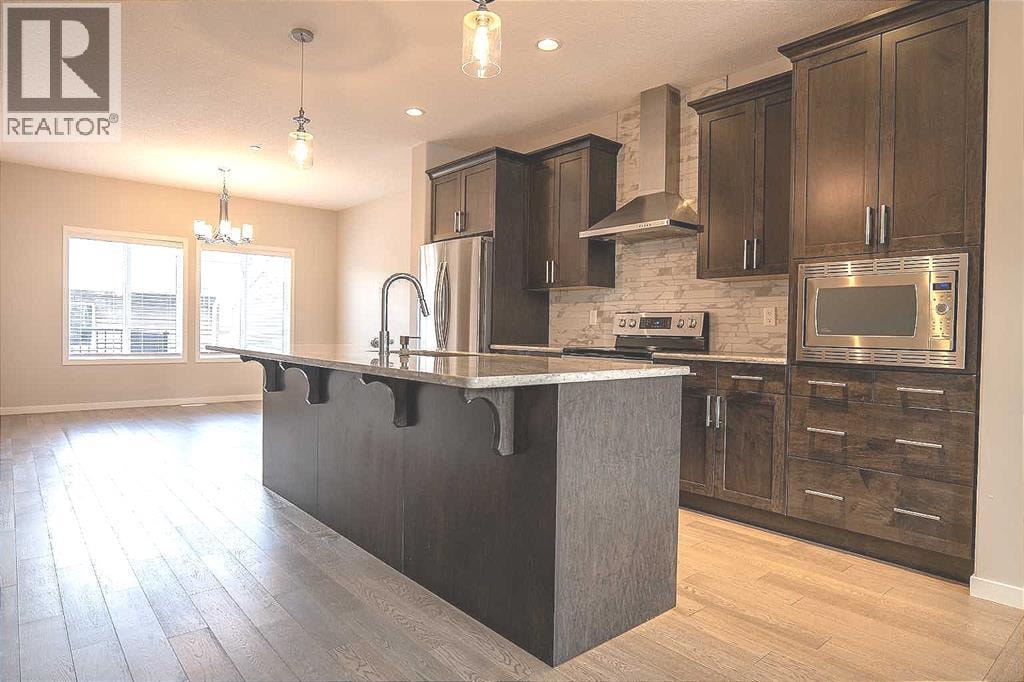 124 Howse Avenue NE — photo 11