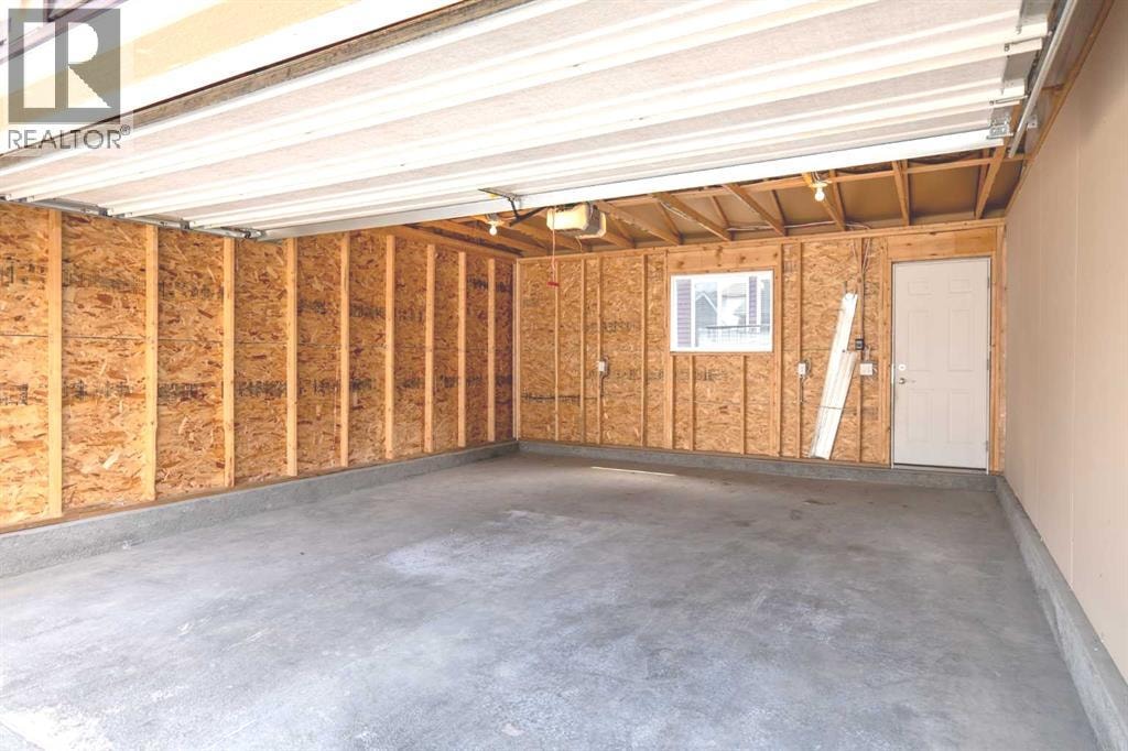 124 Howse Avenue NE — photo 42