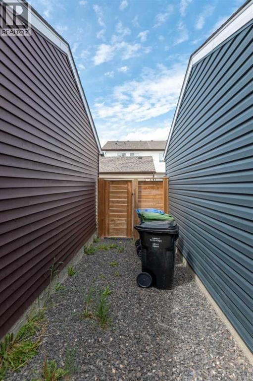 124 Howse Avenue NE — photo 39