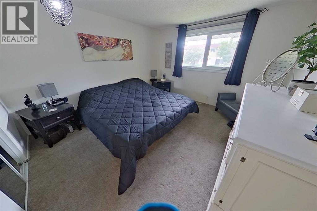3232 Doverville Crescent SE — photo 14