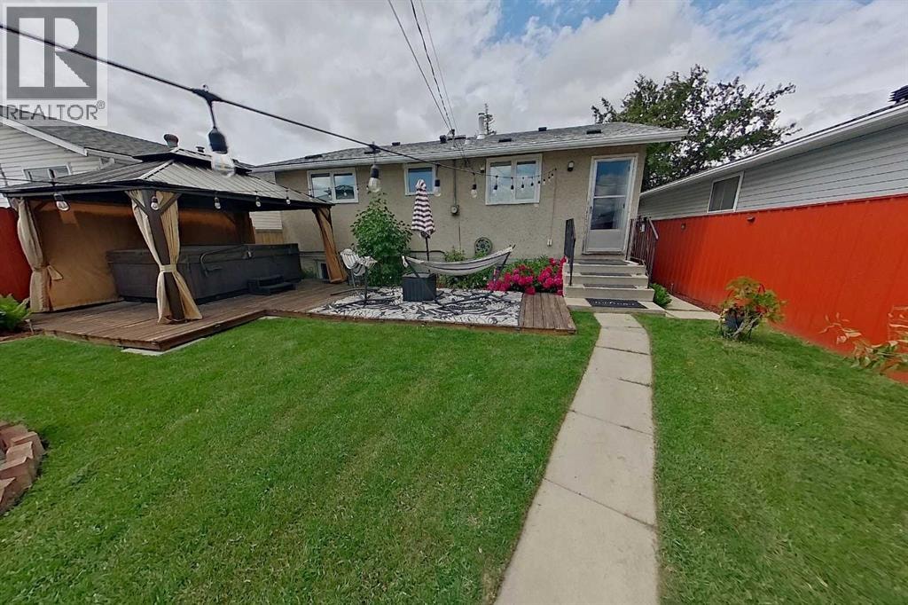3232 Doverville Crescent SE — photo 36