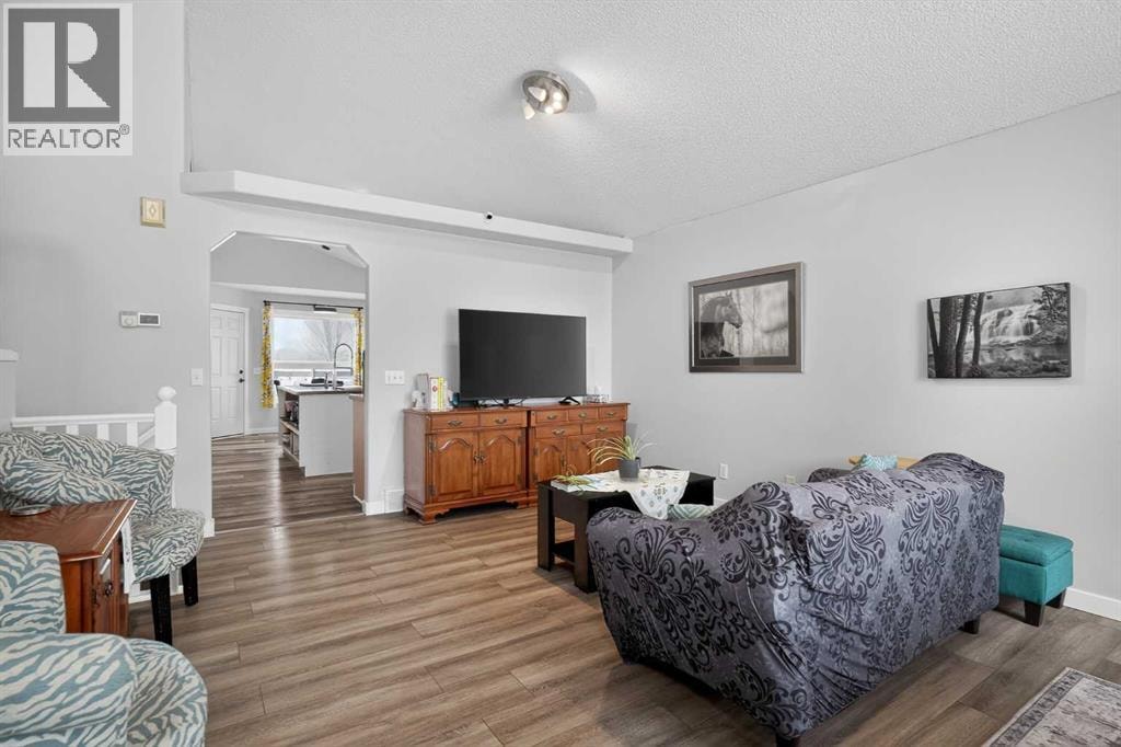38 Canoe Circle SW — photo 10