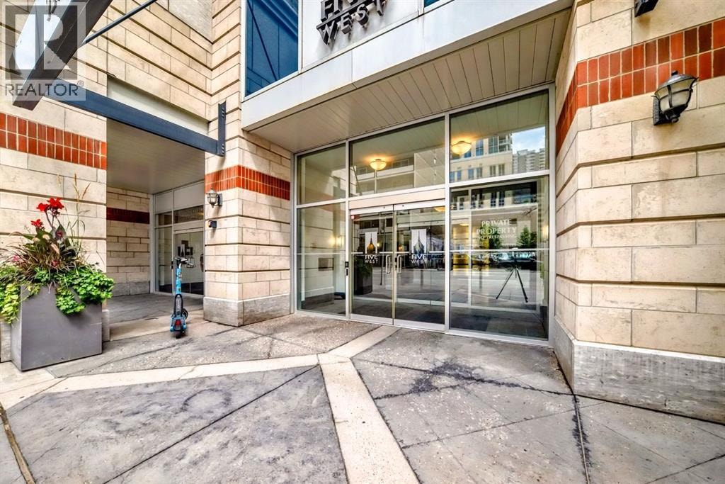 701, 920 5 Avenue SW — photo 3