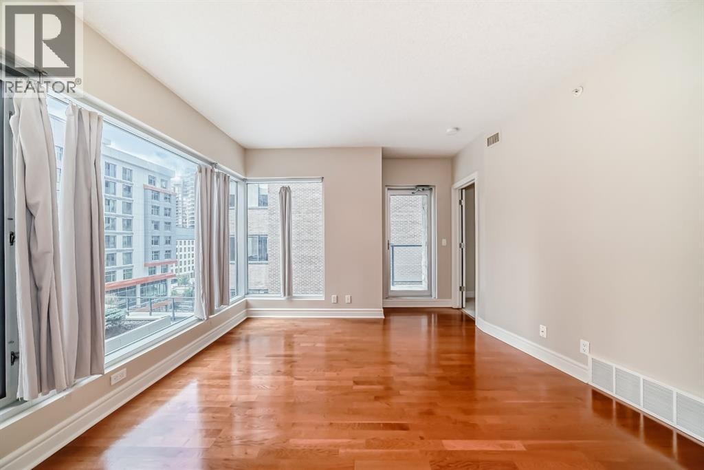701, 920 5 Avenue SW — photo 39